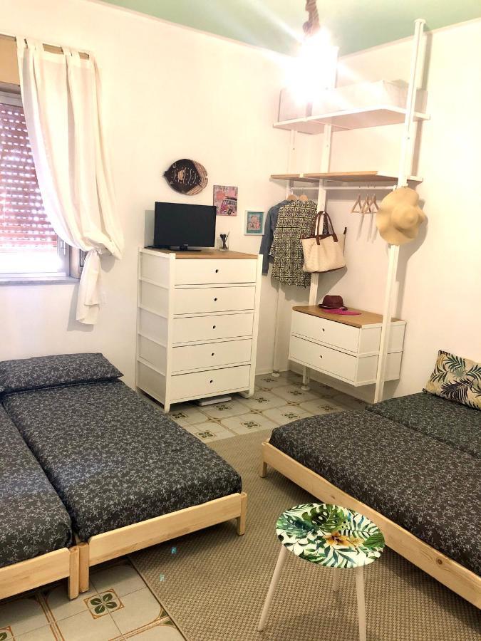 Vacanzenaxos - Casa Frontemare Lejlighed Giardini Naxos Eksteriør billede