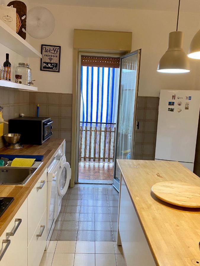 Vacanzenaxos - Casa Frontemare Lejlighed Giardini Naxos Eksteriør billede