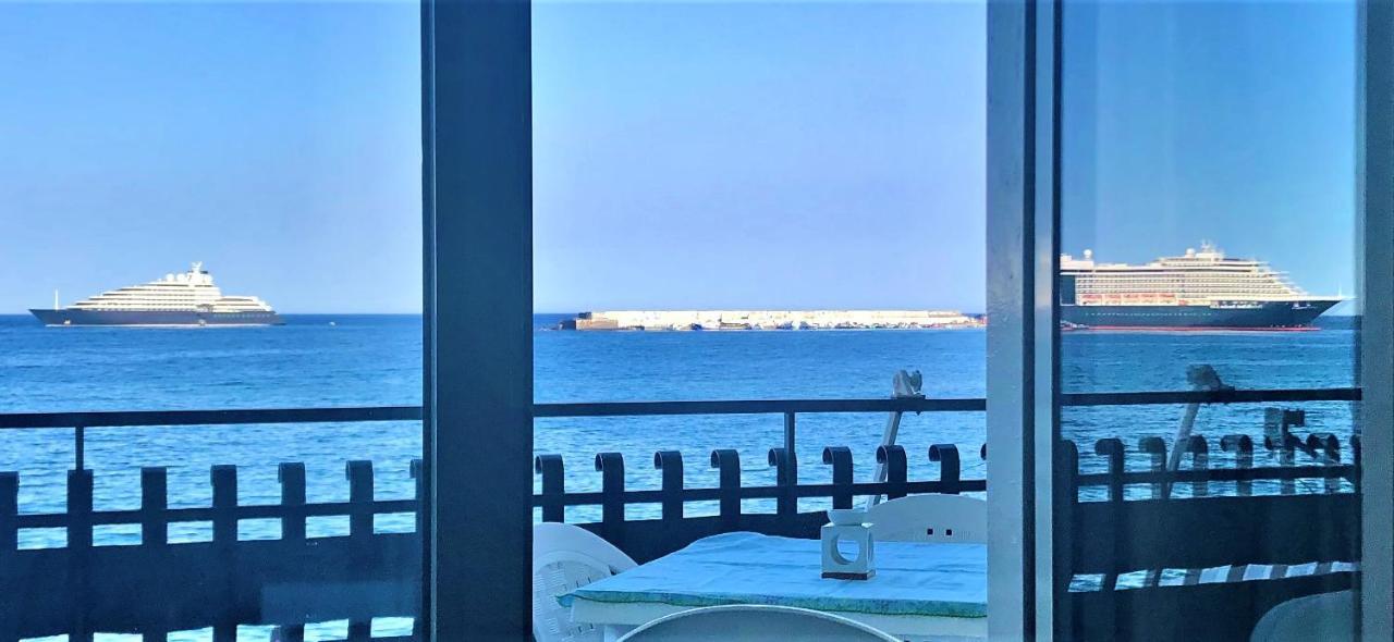 Vacanzenaxos - Casa Frontemare Lejlighed Giardini Naxos Eksteriør billede